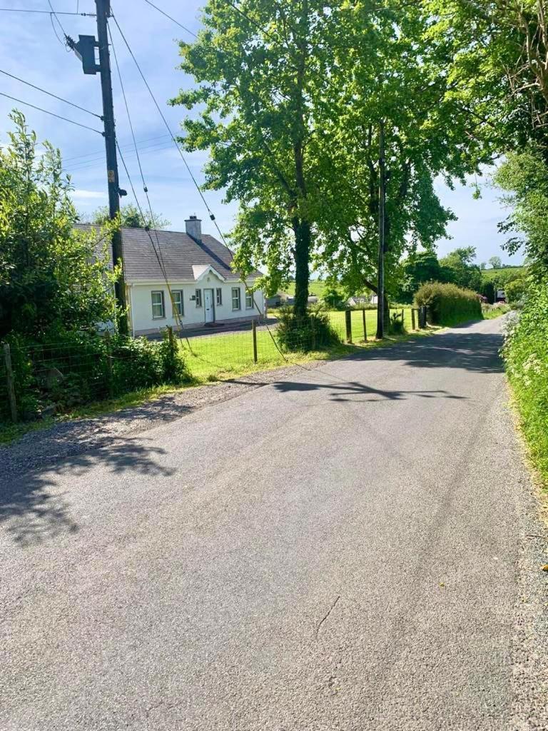 Quiet Farm Cottage Enniskillen Fermanagh Exterior photo